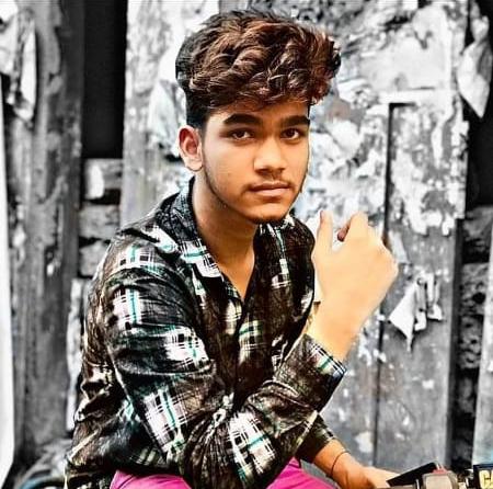 NICE LOOK BEAUTY SALOON KADAMPUZHA